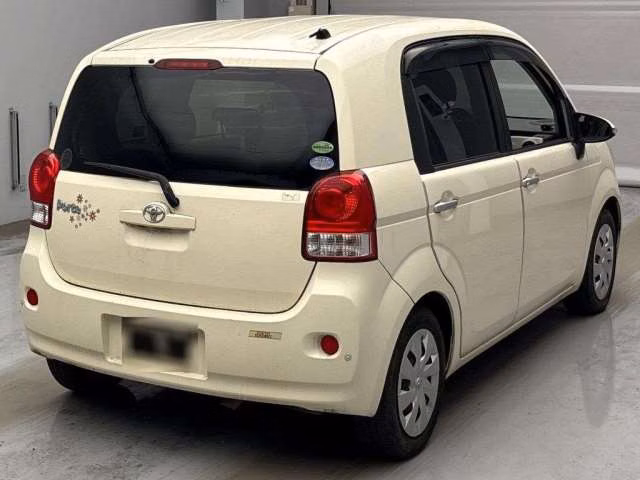 TOYOTA PORTE