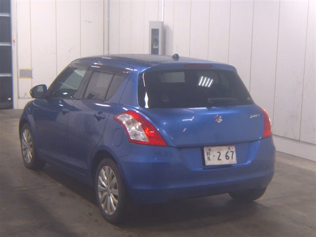 SUZUKI SWIFT