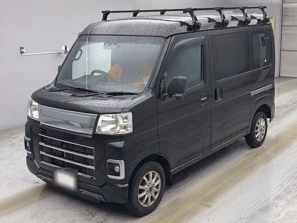 TOYOTA PIXIS VAN