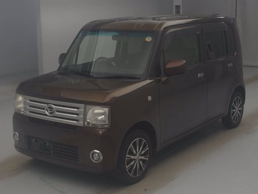 DAIHATSU MOVE CONTE