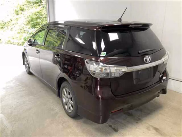 TOYOTA WISH