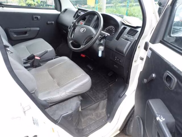 TOYOTA LITE ACE