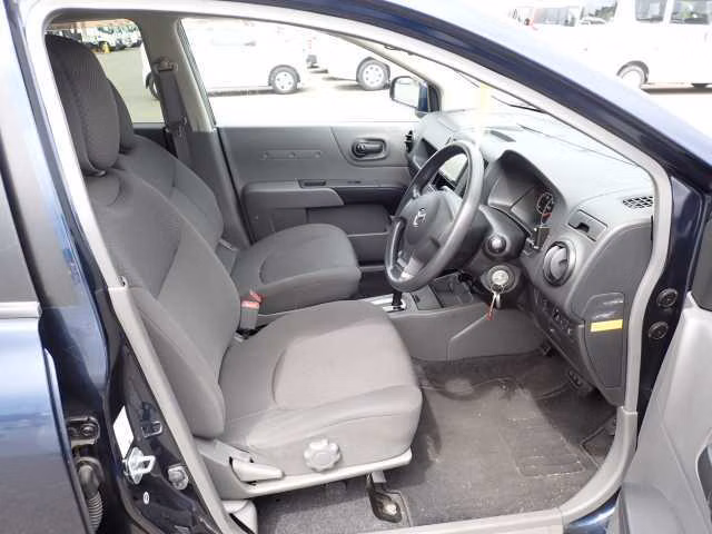 MAZDA FAMILIA