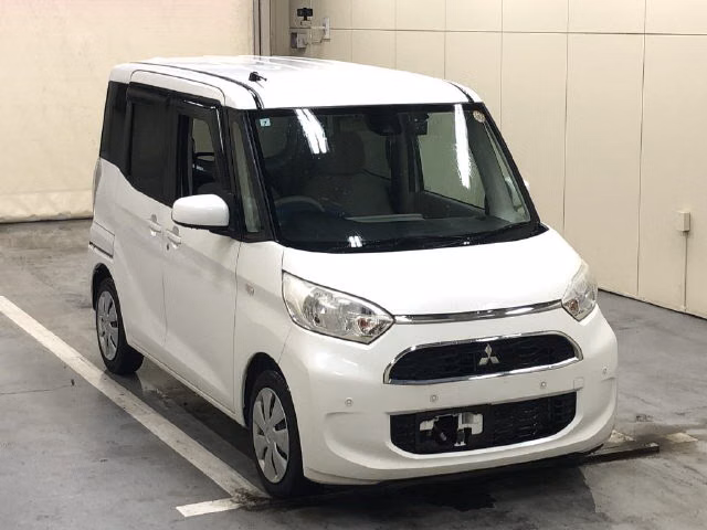 MITSUBISHI EK SPACE