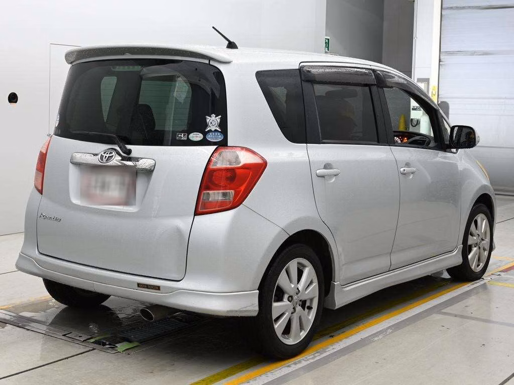 TOYOTA RACTIS