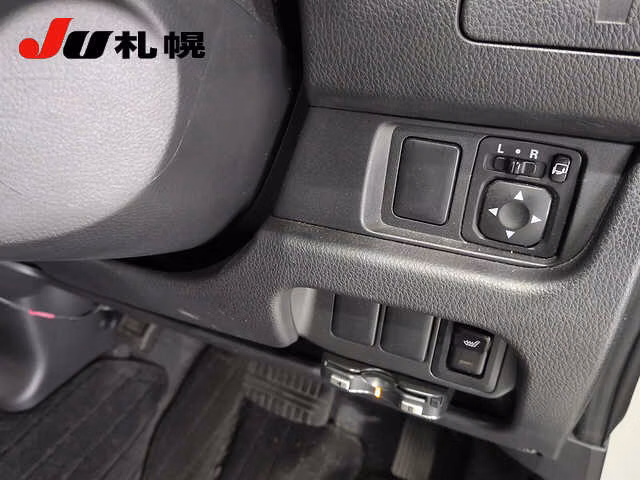 MITSUBISHI EK CUSTOM