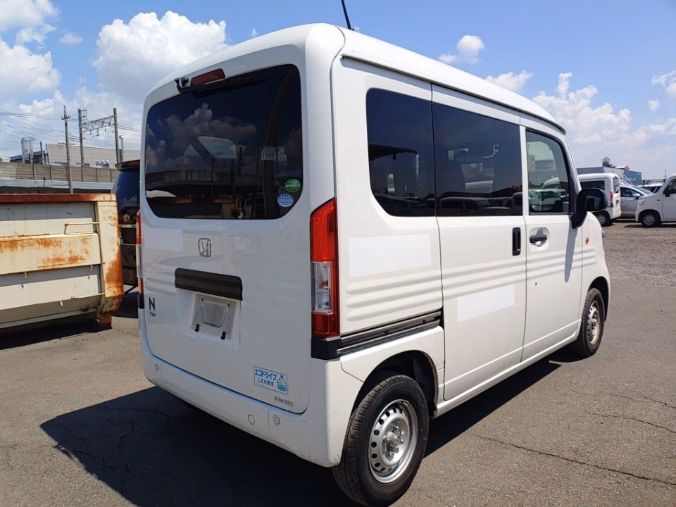 HONDA N-VAN