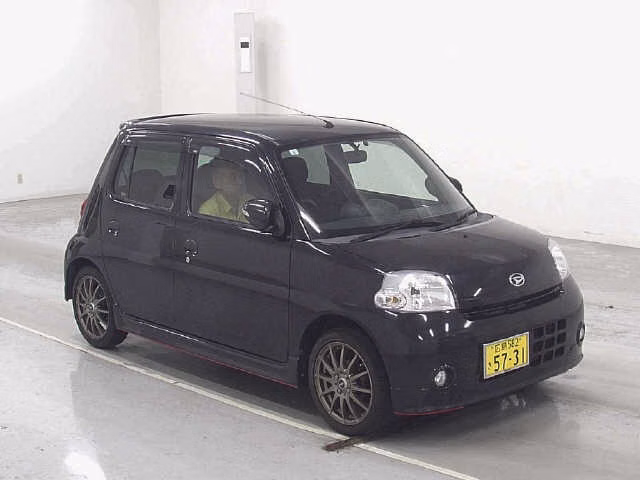 Daihatsu Esse