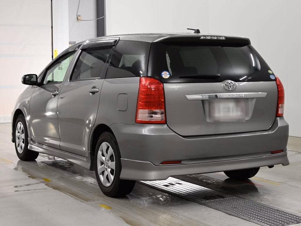 TOYOTA WISH