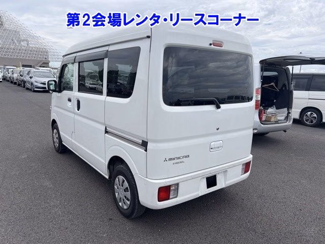 MITSUBISHI MINICAB