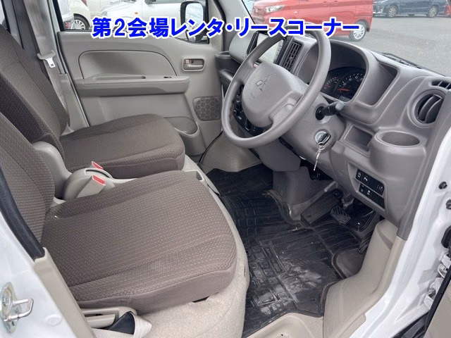 MITSUBISHI MINICAB