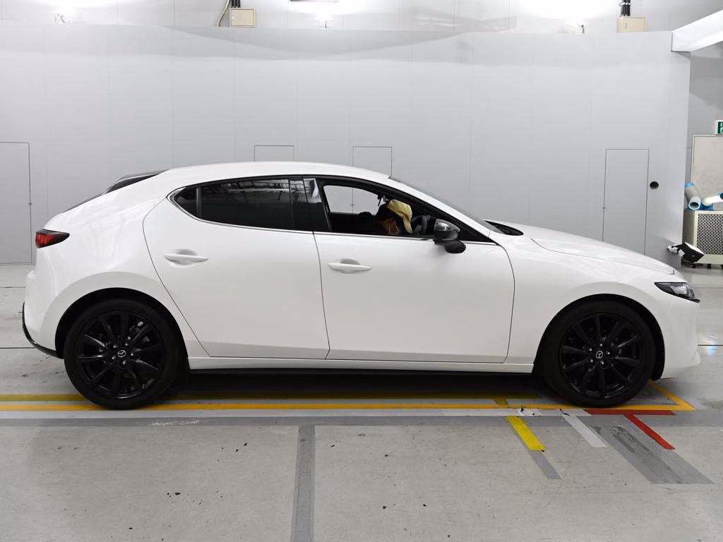 MAZDA MAZDA3