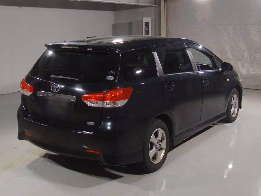 TOYOTA WISH