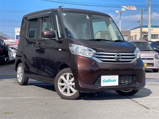 NISSAN DAYZ ROOX