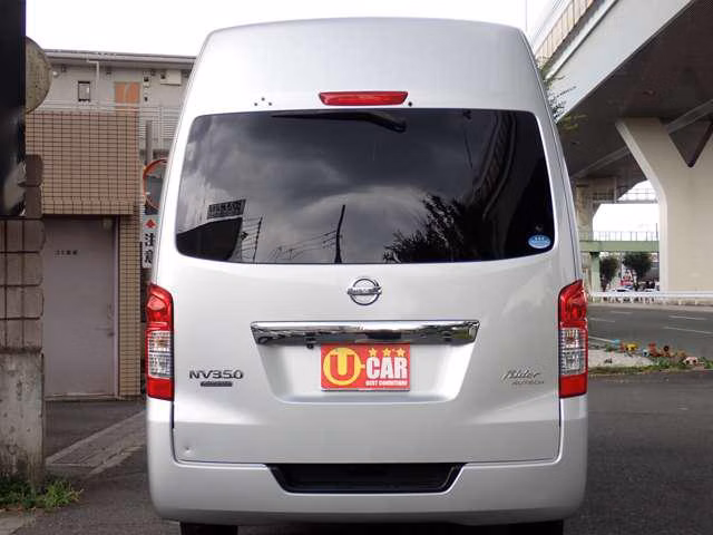 NISSAN NV350 CARAVAN