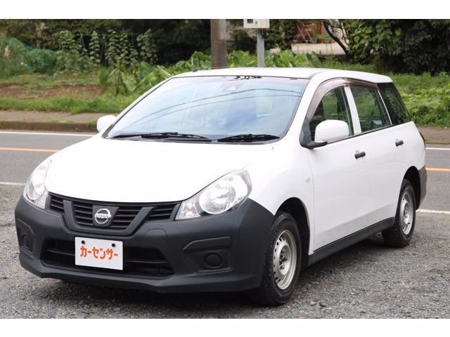 Nissan AD