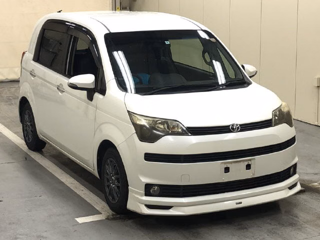 TOYOTA SPADE