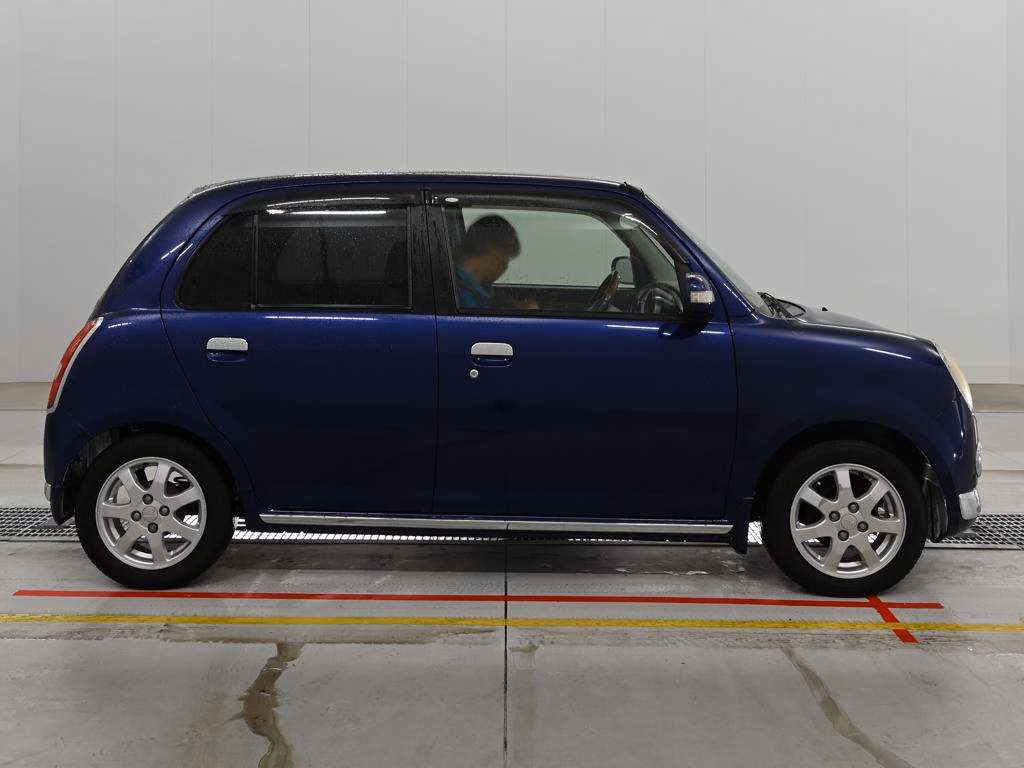 DAIHATSU MIRA GINO