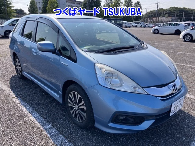 HONDA FIT SHUTTLE