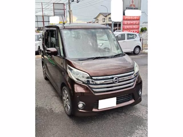 NISSAN DAYZ ROOX