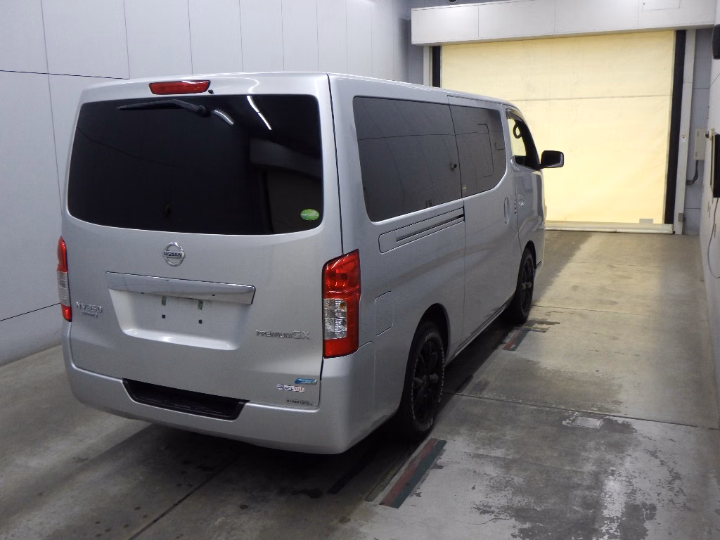 NISSAN NV350 CARAVAN