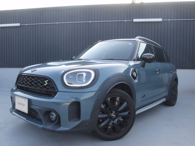 MINI CROSSOVER