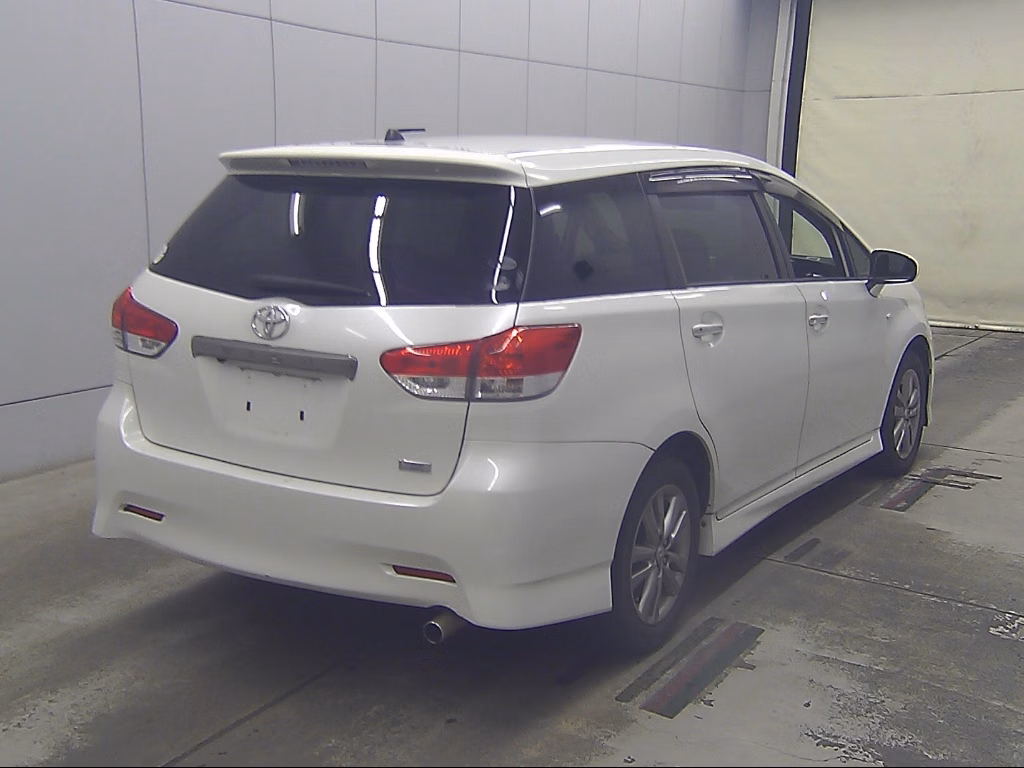 TOYOTA WISH