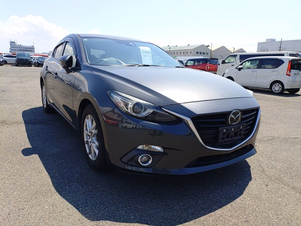 MAZDA AXELA