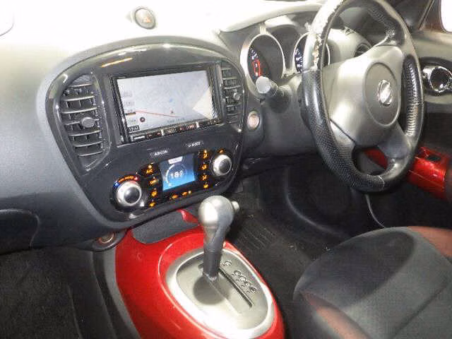 NISSAN JUKE