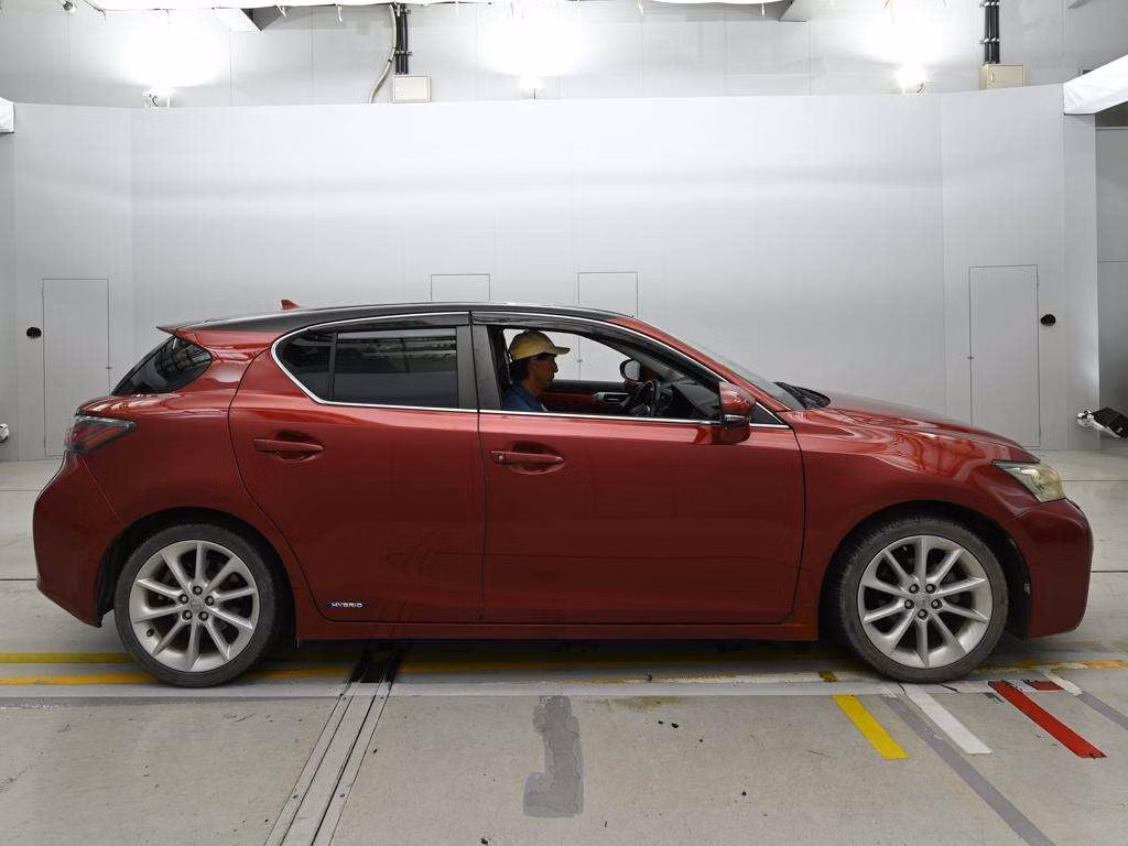 LEXUS CT200H