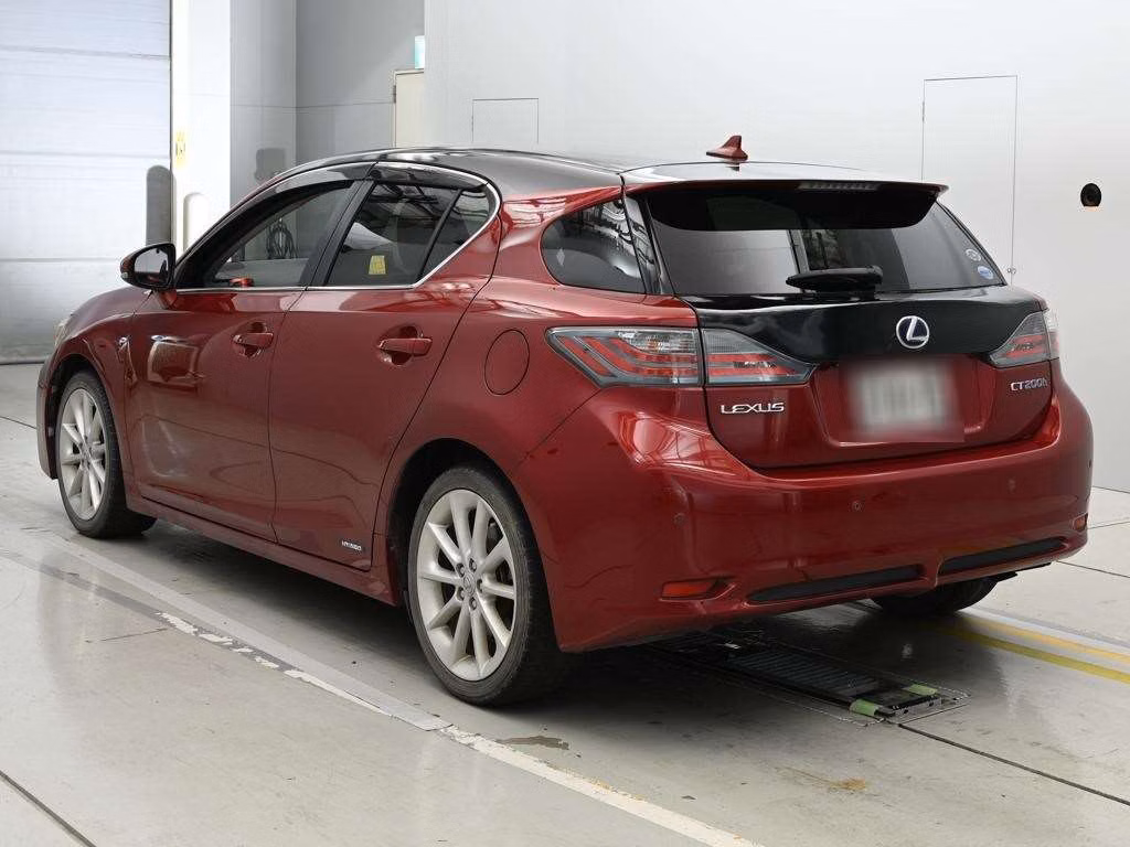 LEXUS CT200H