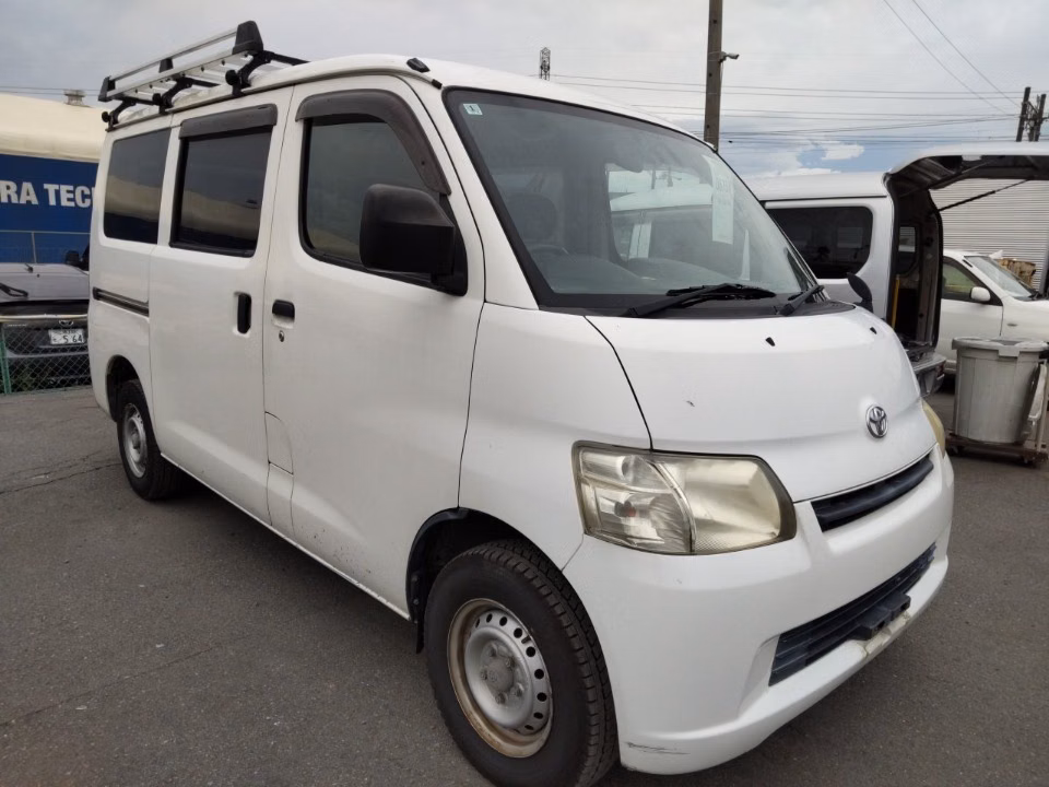 TOYOTA LITE ACE