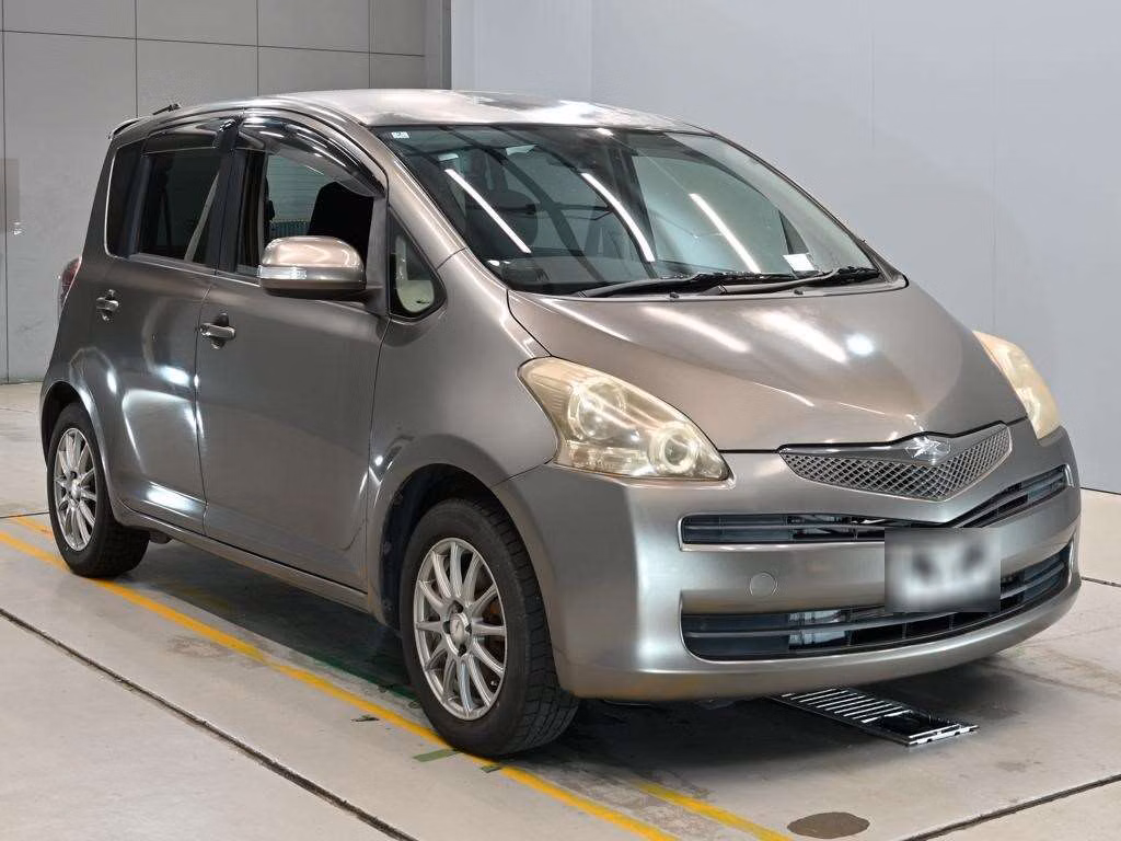 TOYOTA RACTIS