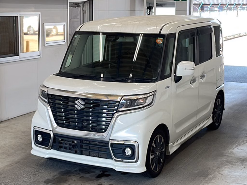 Suzuki Spacia