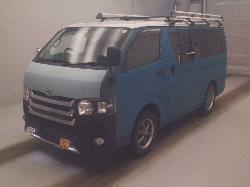 Toyota Regius Ace