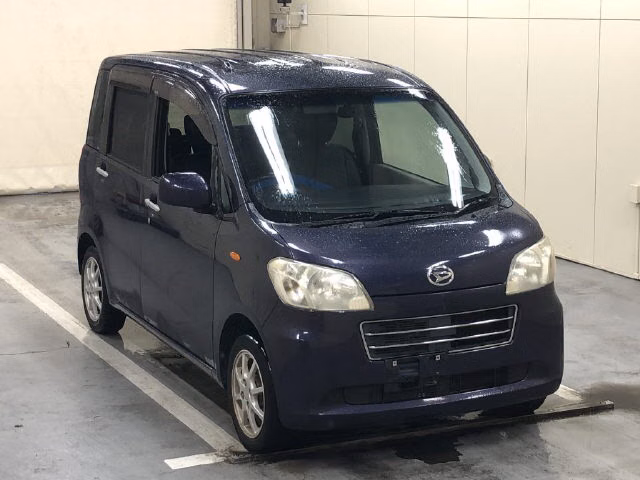 DAIHATSU TANTO EXE