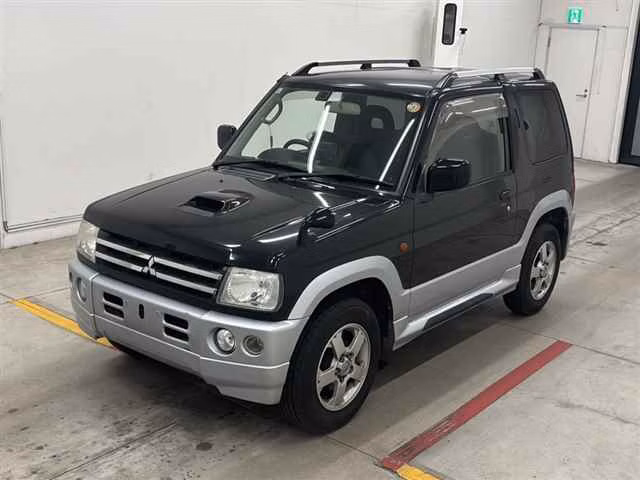MITSUBISHI PAJERO MINI