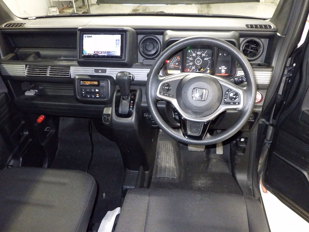 HONDA N-VAN