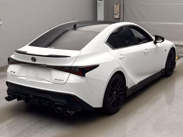 LEXUS IS300