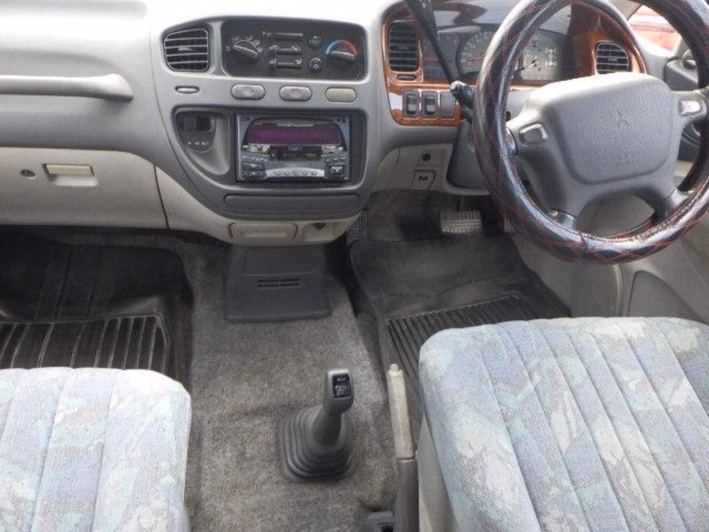 MITSUBISHI DELICA