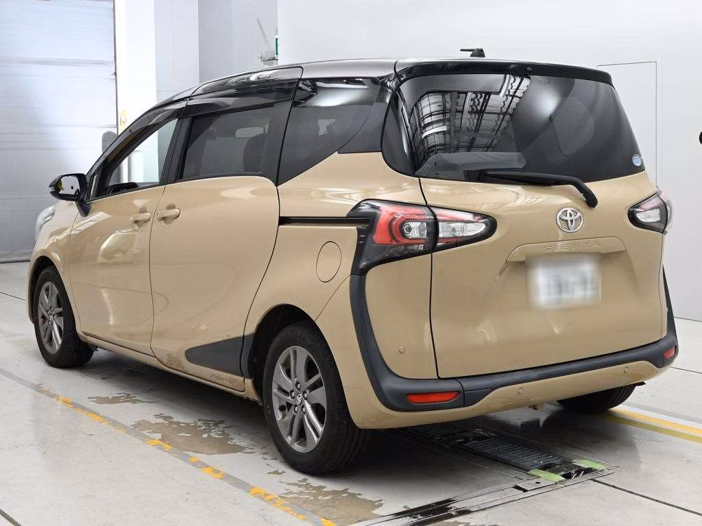 TOYOTA SIENTA