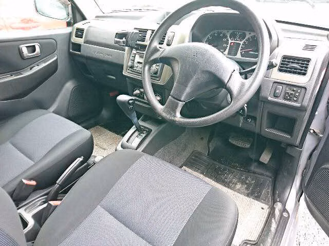 MITSUBISHI PAJERO MINI