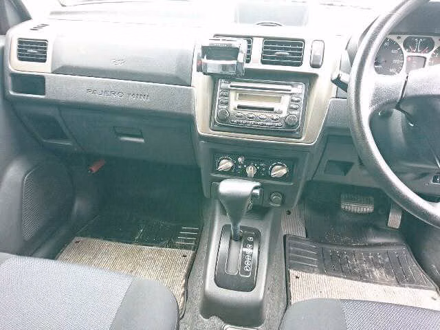 MITSUBISHI PAJERO MINI