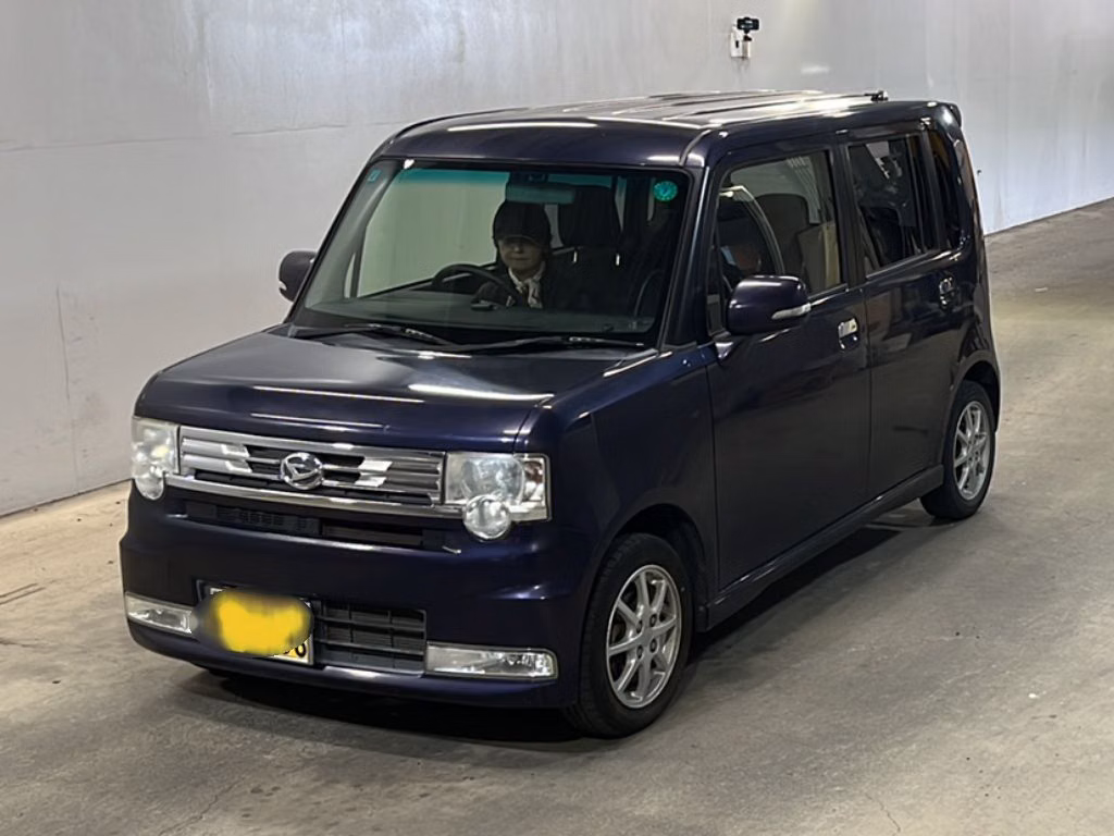 DAIHATSU MOVE CONTE