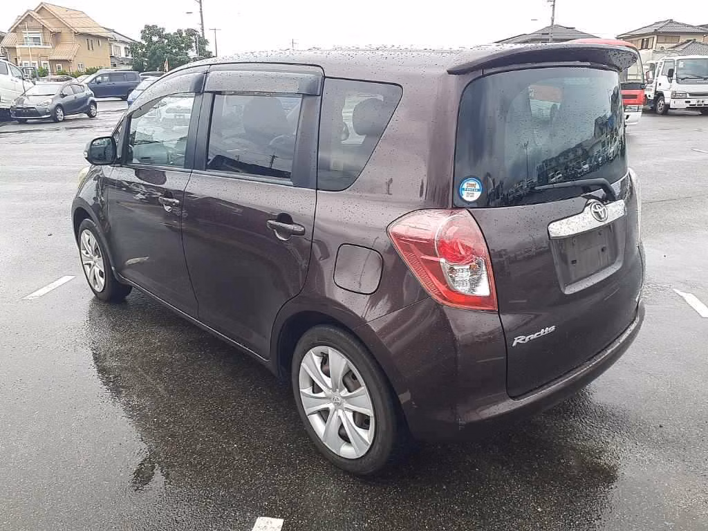 TOYOTA RACTIS
