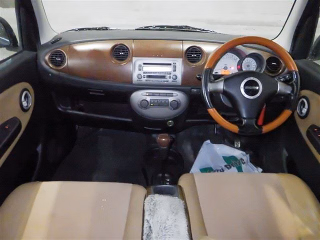 DAIHATSU MIRA GINO