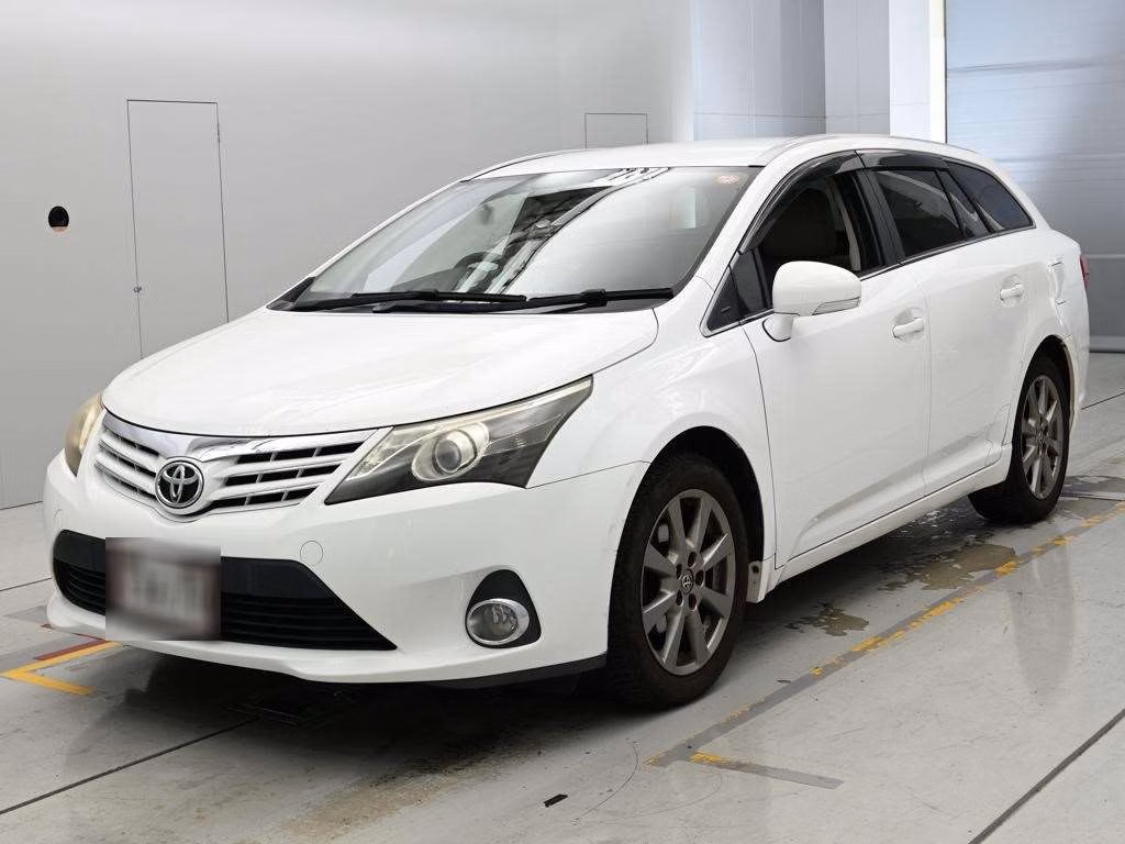 TOYOTA AVENSIS