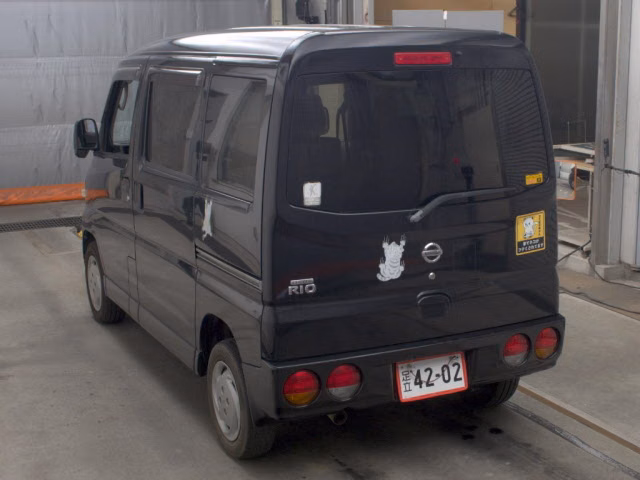 NISSAN CLIPPER