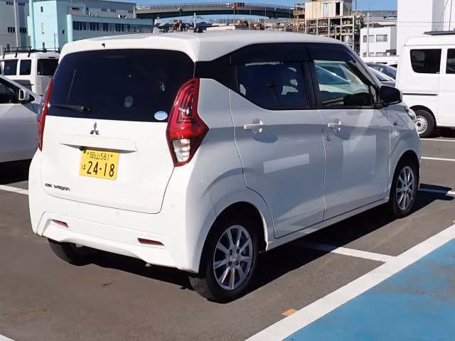 MITSUBISHI EK WAGON