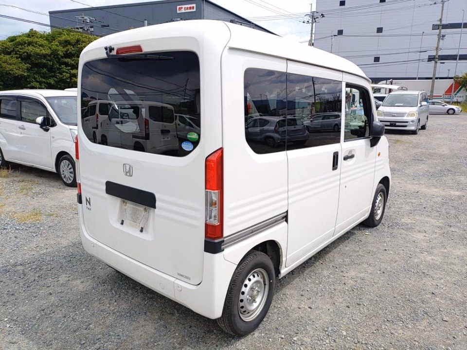 HONDA N-VAN